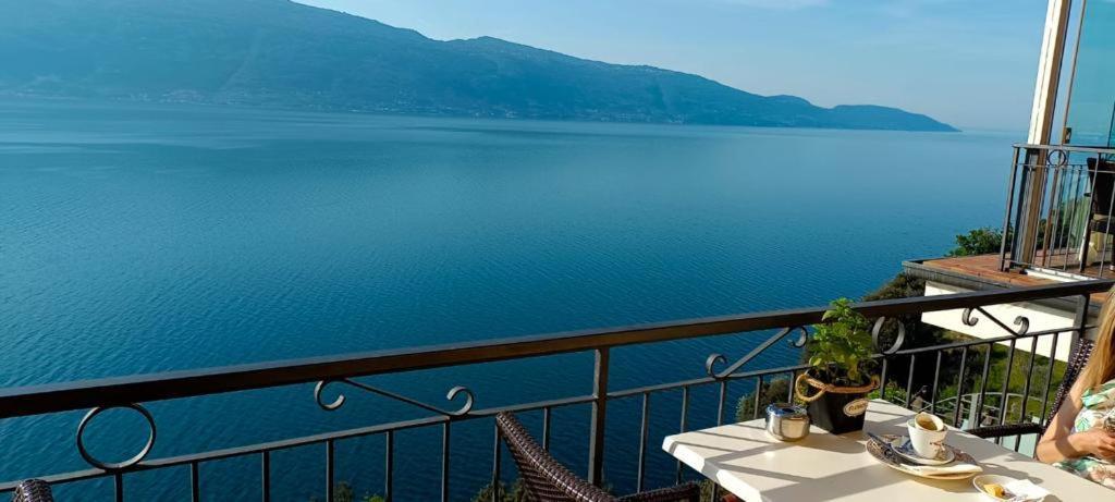Hotel La Terrazzina Gargnano Esterno foto